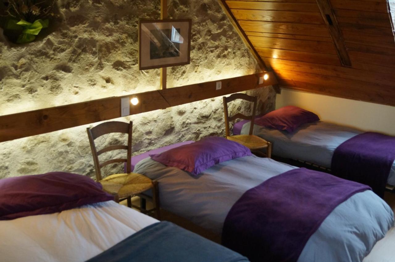 Gite De 15 Places En Chambre De 2, 4, 5 Personnes Saint-Exupery-les-Roches Екстер'єр фото