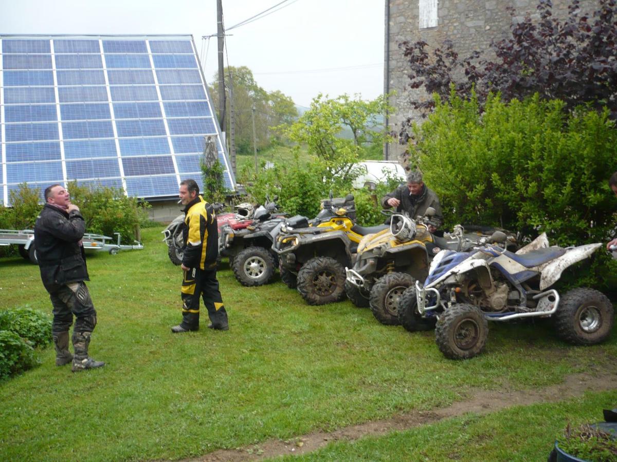 Gite De 15 Places En Chambre De 2, 4, 5 Personnes Saint-Exupery-les-Roches Екстер'єр фото