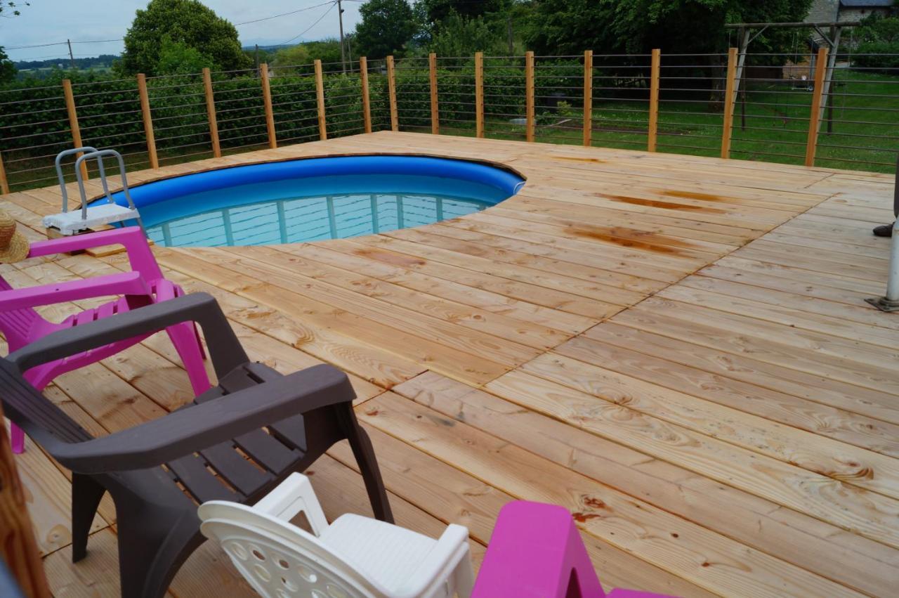 Gite De 15 Places En Chambre De 2, 4, 5 Personnes Saint-Exupery-les-Roches Екстер'єр фото